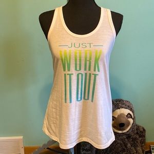 Danskin Now Racerback Tank size small nwot